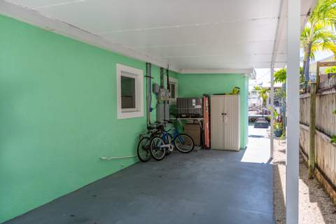 574 & 576 99th Street Ocean, Marathon FL - photo 7 of 50