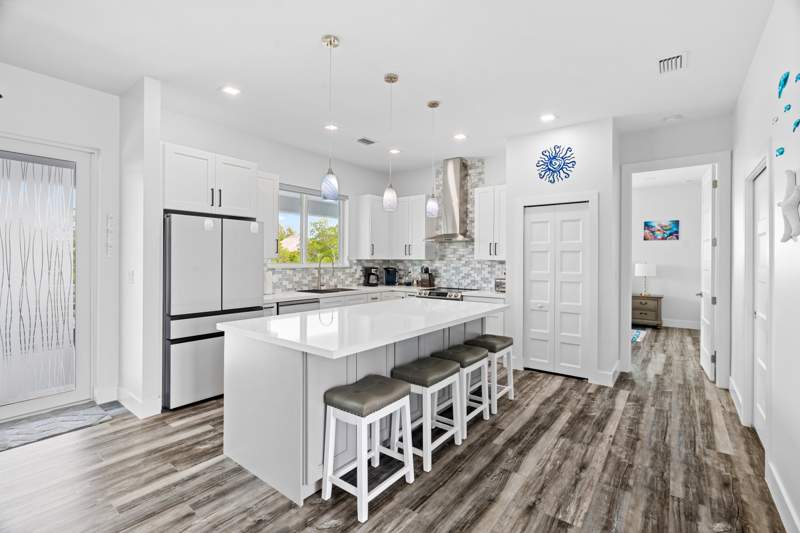 4 bedroom Single Family Residence at 229 Pescayo Avenue, Coco Plum Beach (54.5), Marathon — photo 5