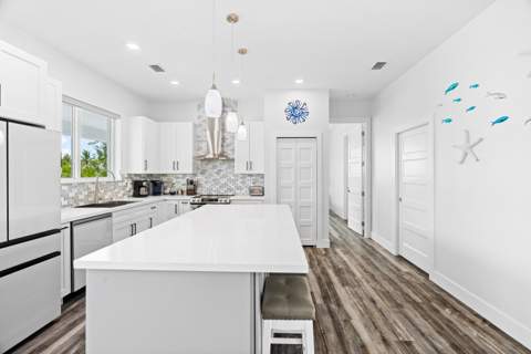 229 Pescayo Avenue, Marathon FL - photo 6 of 35