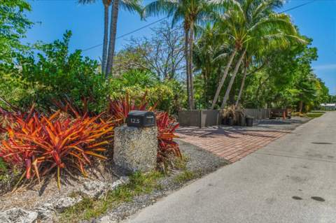 123 Venetian Way, Sugarloaf Key FL - photo 8 of 70
