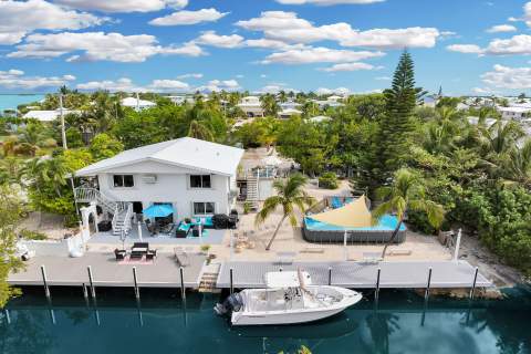 750 W Indies Drive, Ramrod Key FL - photo 7 of 42
