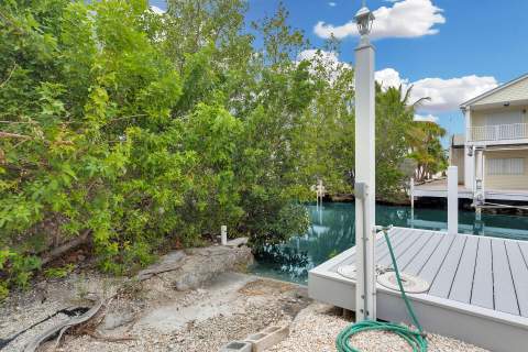 750 W Indies Drive, Ramrod Key FL - photo 18 of 42