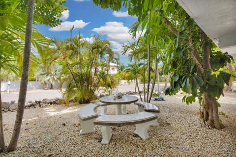 750 W Indies Drive, Ramrod Key FL - photo 16 of 42