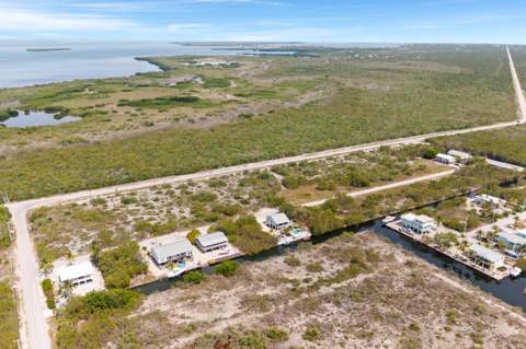 3746 Park Avenue, Big Pine Key FL - photo 12 of 68