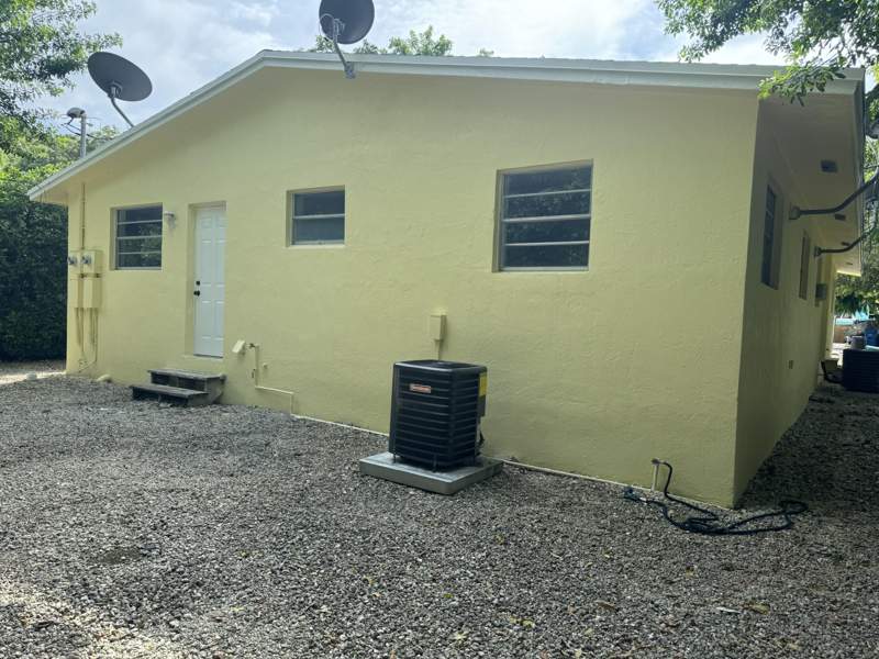 4 bedroom Duplex at 220 W Indies Road, Harris Ocean Park (93.0), Key Largo — photo 4