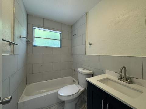 220 W Indies Road, Key Largo FL - photo 22 of 41