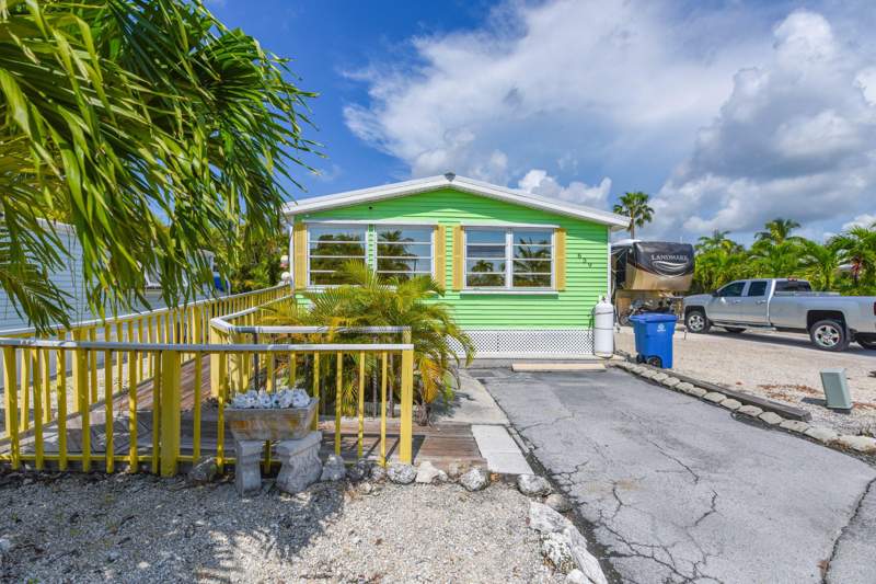 2 bedroom Mobile Home at 701 Spanish Main Drive #639, Venture Out (23.0), Cudjoe Key — photo 1
