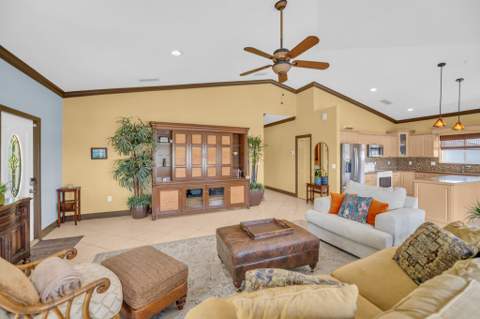 316 Woods Avenue, Plantation Key FL - photo 7 of 41