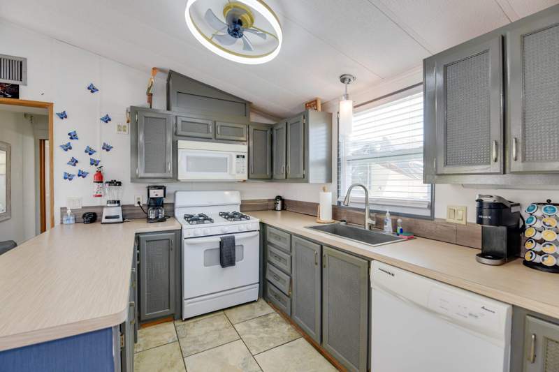 2 bedroom Mobile Home at 701 Spanish Main Drive #639, Venture Out (23.0), Cudjoe Key — photo 3