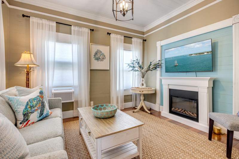 2 bedroom Single Family Residence at 709 Chapman Lane, Old Town - Unrecord (1.0), Key West — photo 3