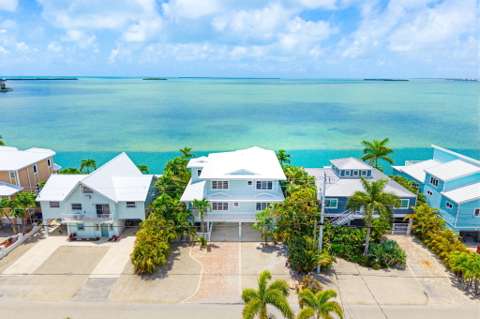 414 E Caribbean Drive, home for sale in Summerland Key 33042