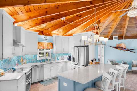 499 Avenida Primiceria, Marathon FL - photo 11 of 45