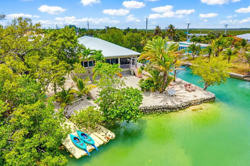 4 bedroom Single Family Residence at 21023 2nd Avenue, Cudjoe Gardens (21.0), Cudjoe Key — photo 3