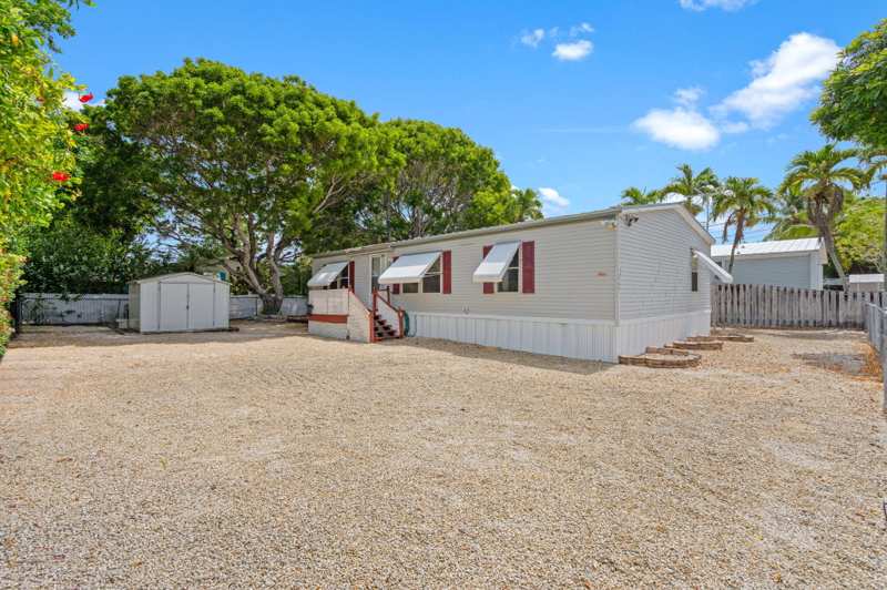 3 bedroom Mobile Home at 268 King Avenue, Key Largo Mob Homesites (104.5), Key Largo — photo 1