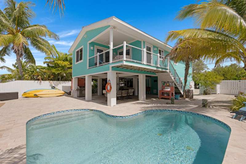 2 bedroom Single Family Residence at 116 Spanish Main Drive, Cutthroat Harbor Est (23.0), Cudjoe Key — photo 1