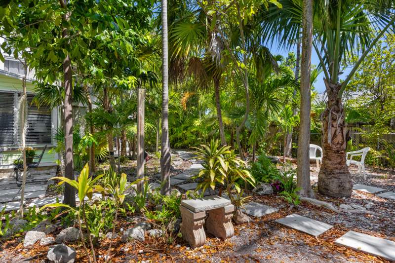 2 bedroom Multi-Units at 1911 Seidenberg Avenue, Key West Realty Cos Sub (3.0), Key West — photo 2