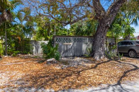 1911 Seidenberg Avenue, Key West FL - photo 6 of 61