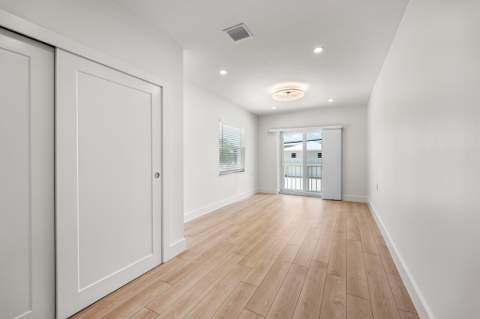 248 W Seaview Drive, Duck Key FL - photo 15 of 28