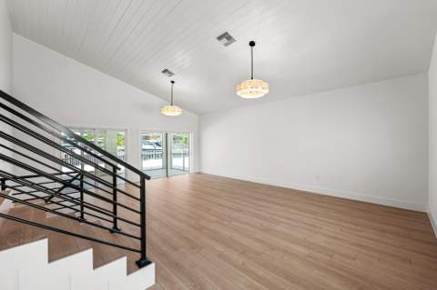 248 W Seaview Drive, Duck Key FL - photo 10 of 28