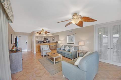 4303 Marina Villas Drive, Duck Key FL - photo 11 of 38