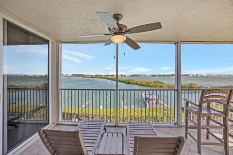 4303 Marina Villas Drive, Duck Key FL - photo 13 of 38