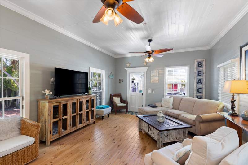 3 bedroom Single Family Residence at 1119 Whitehead Street, Old Town - Unrecord (1.0), Key West — photo 5