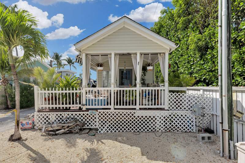 1 bedroom Mobile Home at 84961 Old Highway #41, Galen Beach (85.0), Windley Key — photo 2
