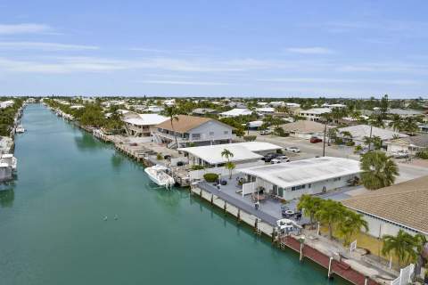 281 & 291 10th Street, Key Colony FL - photo 11 of 57