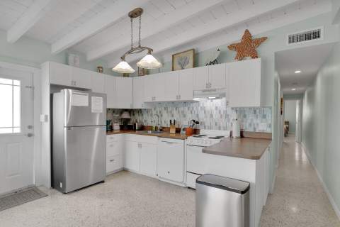 281 & 291 10th Street, Key Colony FL - photo 21 of 57