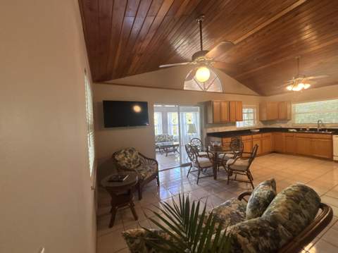 1033 Valencia Road, Key Largo FL - photo 17 of 75