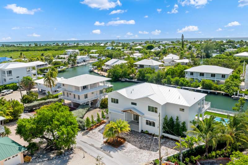 6 bedroom Single Family Residence at 194 Buttonwood Lane, Safety Harbor (74.0), Lower Matecumbe — photo 4