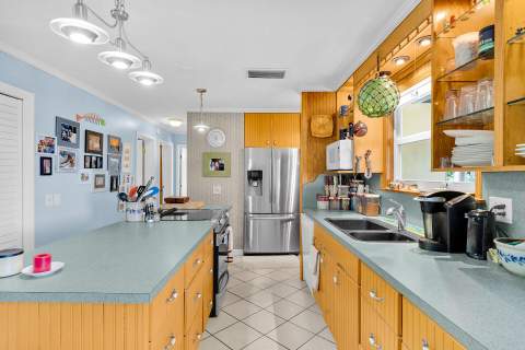 213 Parrish Drive, Marathon FL - photo 10 of 43