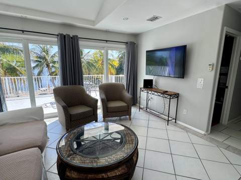 21470 Overseas Highway, Cudjoe Key FL - photo 10 of 36