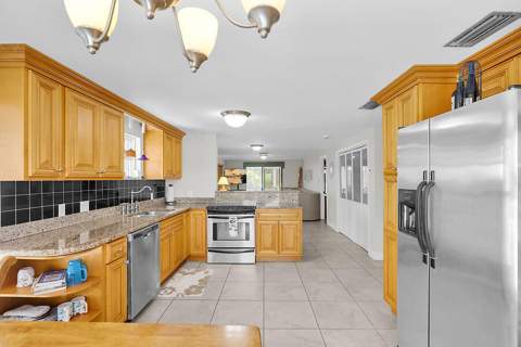 303 Sombrero Beach Road, Marathon FL - photo 18 of 84