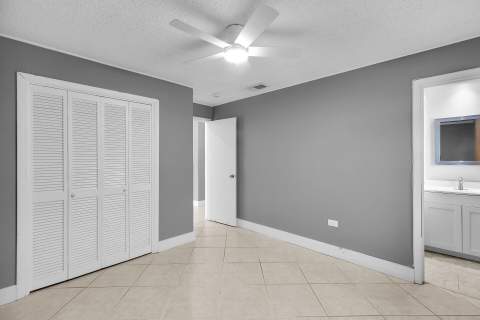 427 89Th Street Ocean, Marathon FL - photo 19 of 33