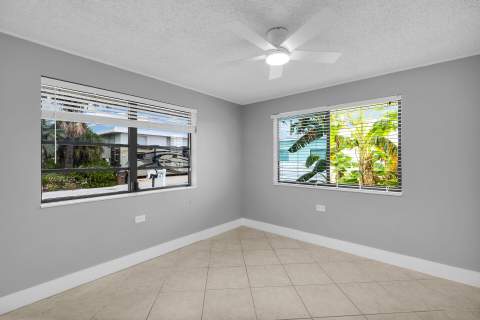 427 89Th Street Ocean, Marathon FL - photo 21 of 33