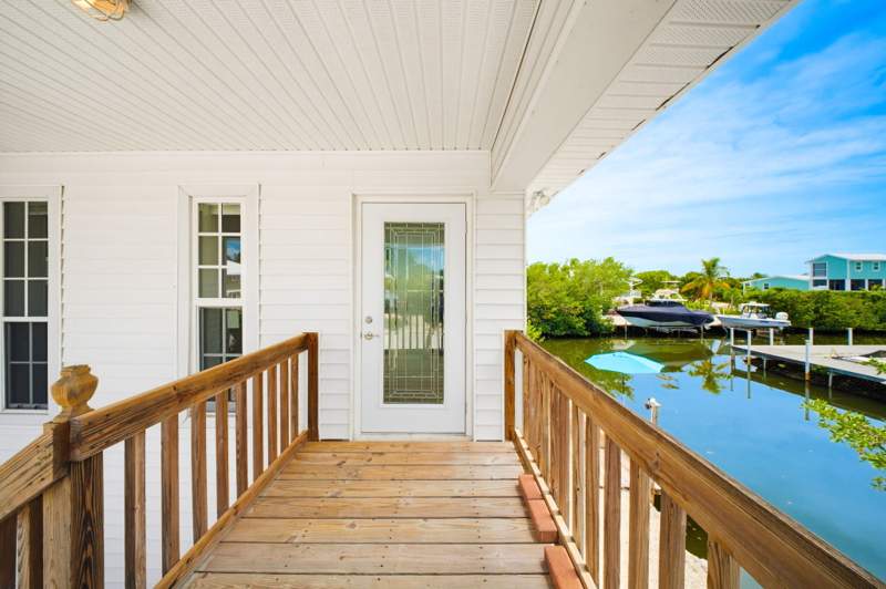 3 bedroom Single Family Residence at 27358 Jamaica Lane, Breezeswept Bch Est (27.5), Ramrod Key — photo 5