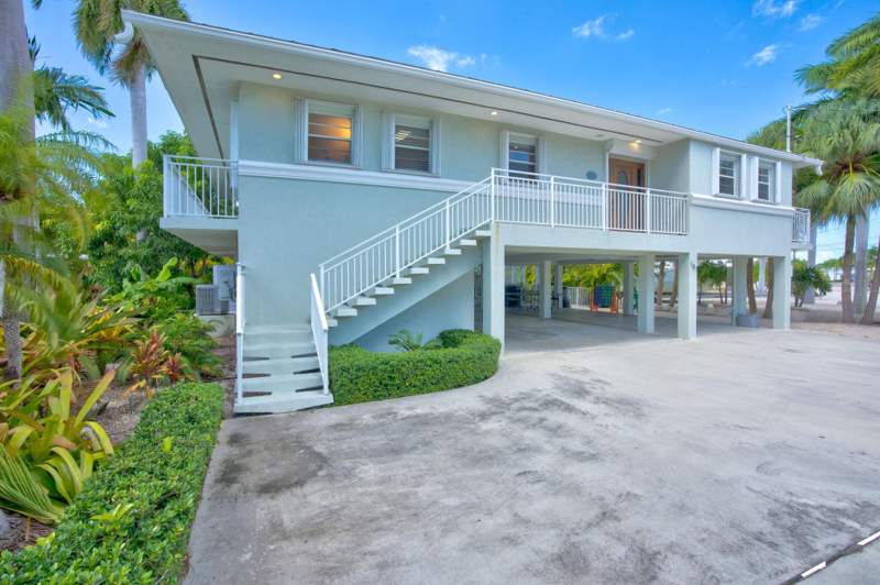 3 bedroom Single Family Residence at 181 12th Street, Coury Sub (53.5), Key Colony — photo 4