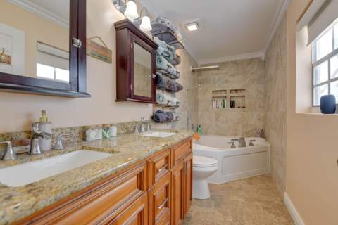 706 E Caribbean Drive, Summerland Key FL - photo 12 of 39