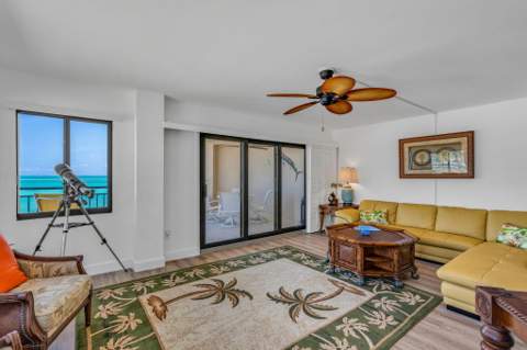 1001 W Ocean Drive #1-202, Key Colony FL - photo 18 of 44