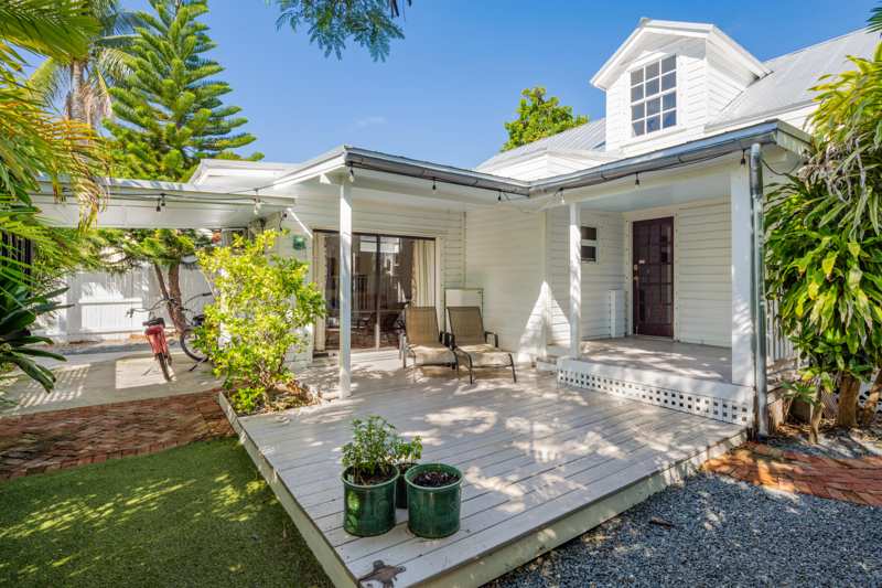2 bedroom Single Family Residence at 1124 Watson Street, Gg Watson Sub (1.0), Key West — photo 1