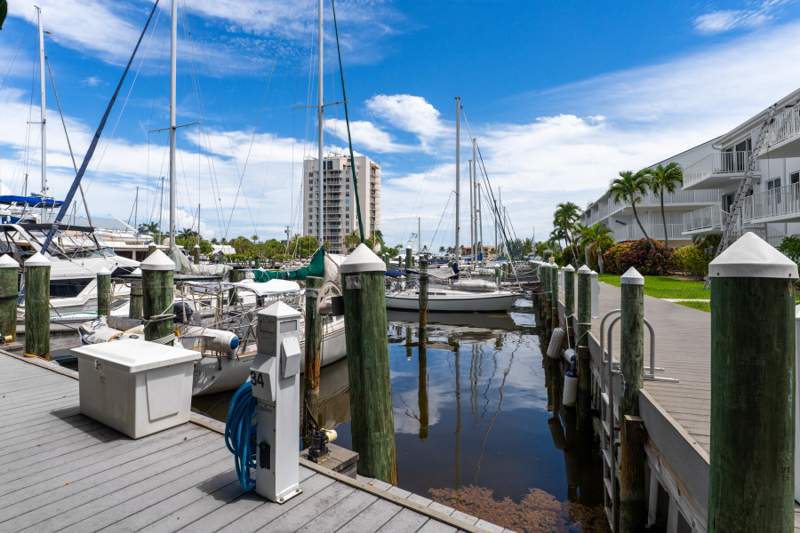 3 bedroom Single Family Residence at 95 Coco Plum Drive 4B & Slip B-34, Bonefish Townhouses (54.5), Marathon — photo 5