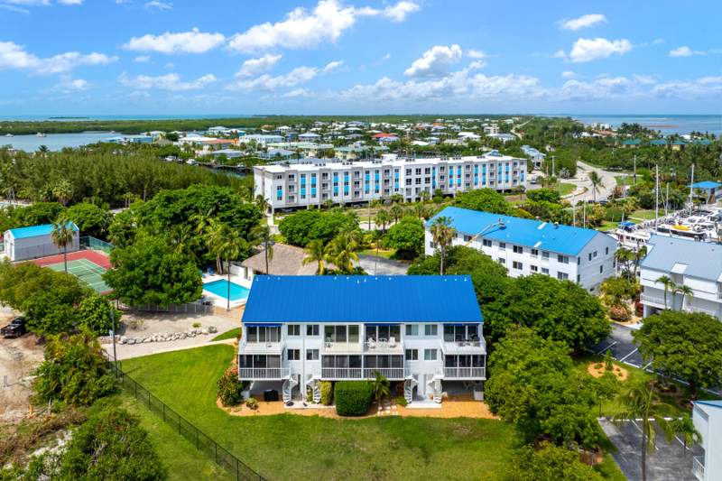 3 bedroom Single Family Residence at 95 Coco Plum Drive 4B & Slip B-34, Bonefish Townhouses (54.5), Marathon — photo 3