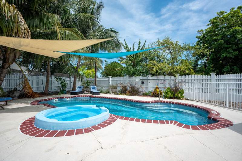 5 bedroom Single Family Residence at 125 Colson Drive, Cudjoe Acres (21.5), Cudjoe Key — photo 4