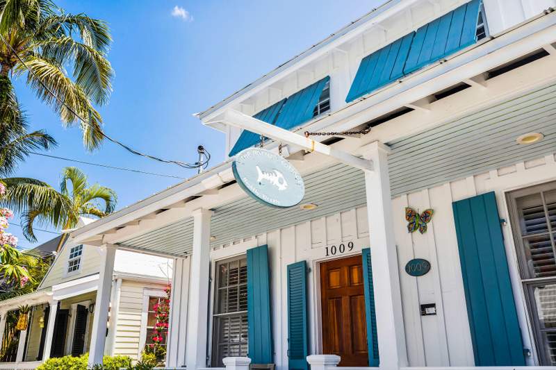 2 bedroom Single Family Residence at 1009 Whitehead Street, Old Town - Unrecord (1.0), Key West — photo 3