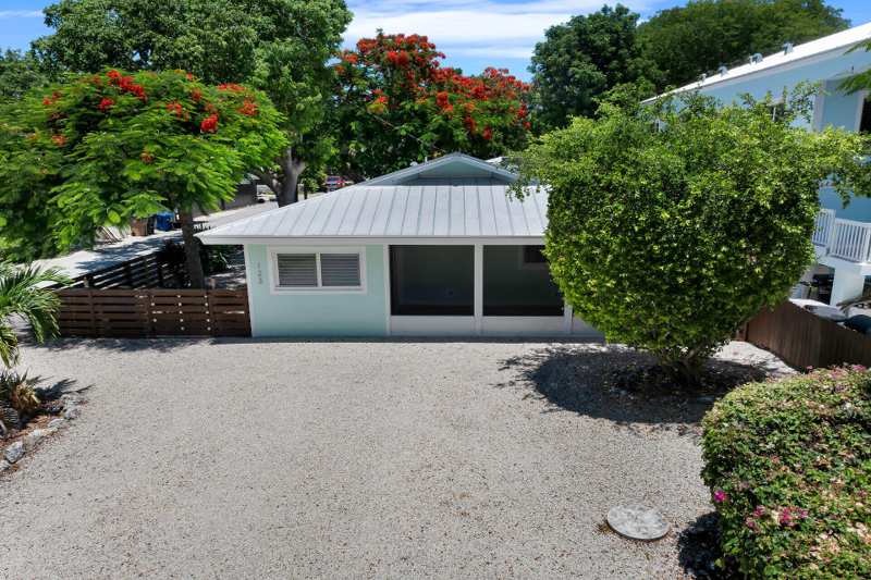 3 bedroom Single Family Residence at 123 Ocean Bay Drive, Lazy Lagoon (100.0), Key Largo — photo 1