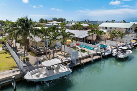 271 3rd Street, Key Colony FL - photo 6 of 37