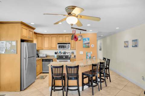 271 3rd Street, Key Colony FL - photo 14 of 37