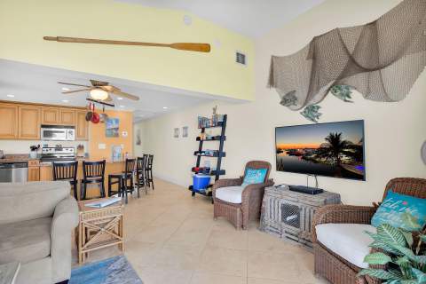 271 3rd Street, Key Colony FL - photo 12 of 37