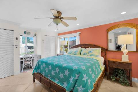 271 3rd Street, Key Colony FL - photo 19 of 37